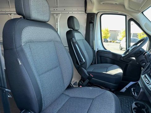 New 2026 RAM ProMaster 2500 w/ Convenience Group image 30