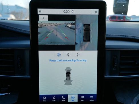 Used 2023 Ford Explorer Platinum w/ Technology Package image 19