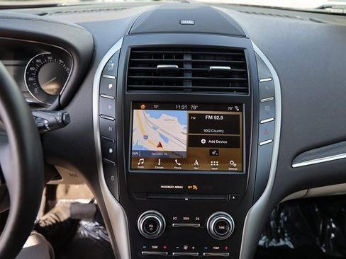 Used 2019 Lincoln MKC Reserve w/ MKC Climate Package image 17