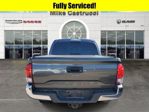 Used 2019 Toyota Tacoma TRD Off-Road image 5