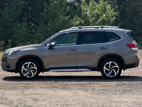 Used 2022 Subaru Forester Touring w/ Popular Package #2 AWD/4WD image 4