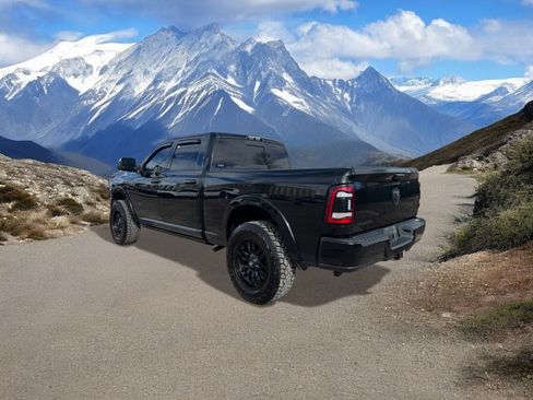 Used 2020 RAM 2500 Laramie image 3