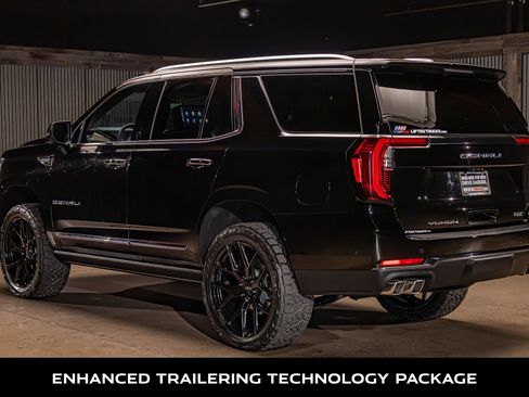 Used 2026 GMC Yukon Denali Ultimate w/ LPO, Illumination Package AWD/4WD image 7