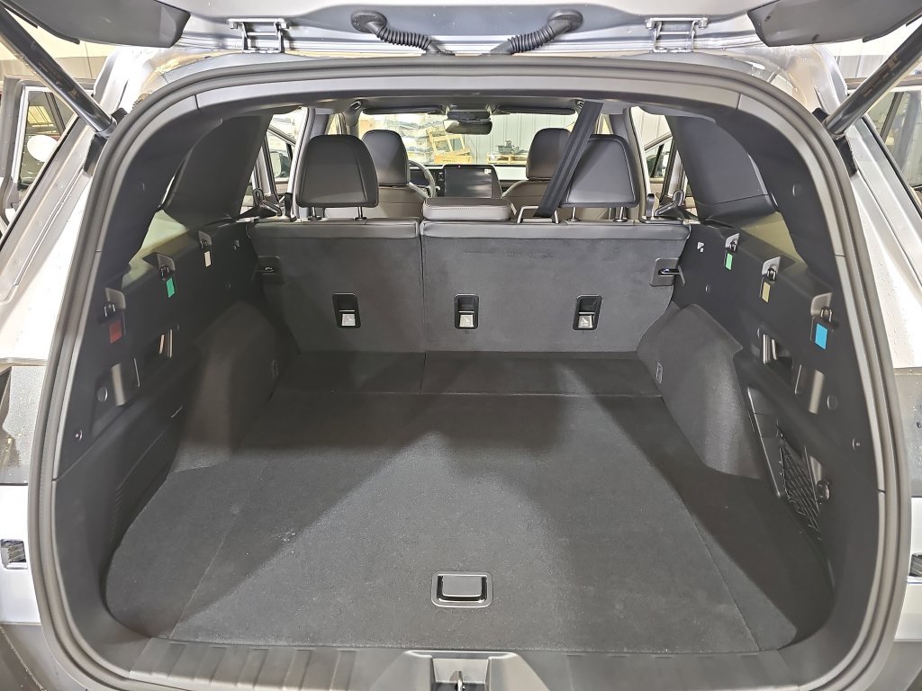 New 2026 Subaru Outback Limited w/ Premium/Limited Package 2 AWD/4WD image 13