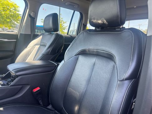 Used 2022 Jeep Grand Cherokee Limited 4xe image 19