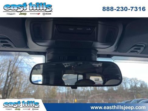 Used 2025 Jeep Wrangler Unlimited Sahara w/ Safety Group AWD/4WD image 39