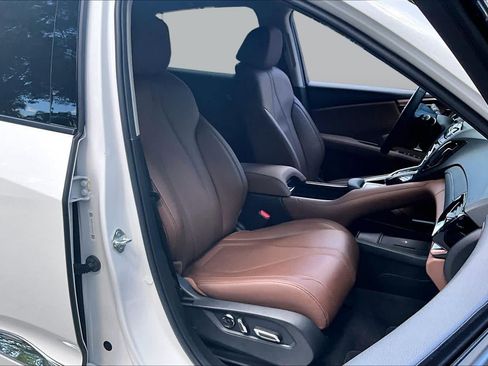 Certified 2024 Acura RDX w/ Technology Package AWD/4WD image 9