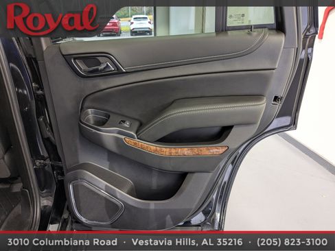 Used 2020 Chevrolet Tahoe Premier w/ Premier 6.2L Value Package image 9