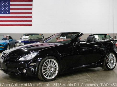 Used 2005 Mercedes-Benz SLK 55 AMG image 1