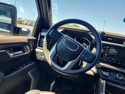 Certified 2025 GMC Sierra 2500 Denali w/ Denali Reserve Package AWD/4WD image 19