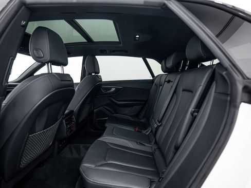 Certified 2022 Audi Q8 Premium Plus w/ Premium Plus Package image 19