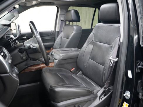 Used 2017 Chevrolet Tahoe Premier AWD/4WD image 25