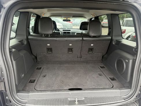 Used 2011 Jeep Liberty Sport image 13