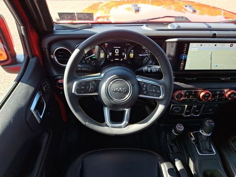 Used 2024 Jeep Wrangler Unlimited Sahara w/ Dual Top Group AWD/4WD image 12
