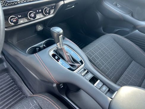 Used 2024 Honda HR-V Sport image 35