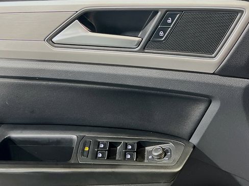 Used 2018 Volkswagen Atlas SE image 13