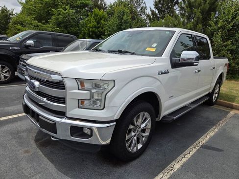Used 2016 Ford F150 Lariat w/ Equipment Group 502A Luxury AWD/4WD image 3