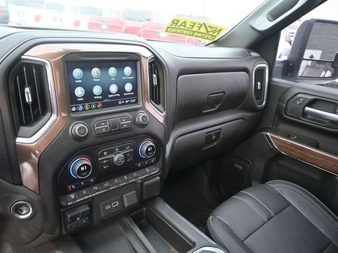 Used 2021 Chevrolet Silverado 2500 High Country w/ Z71 Off-Road Package image 24