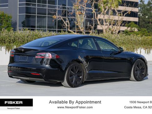 Used 2022 Tesla Model S image 8