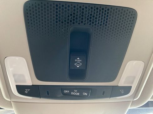 Used 2023 Honda CR-V EX-L image 22