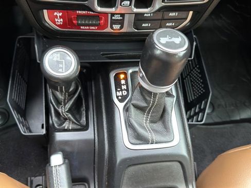 Used 2021 Jeep Wrangler Unlimited Rubicon w/ Dual Top Group image 30