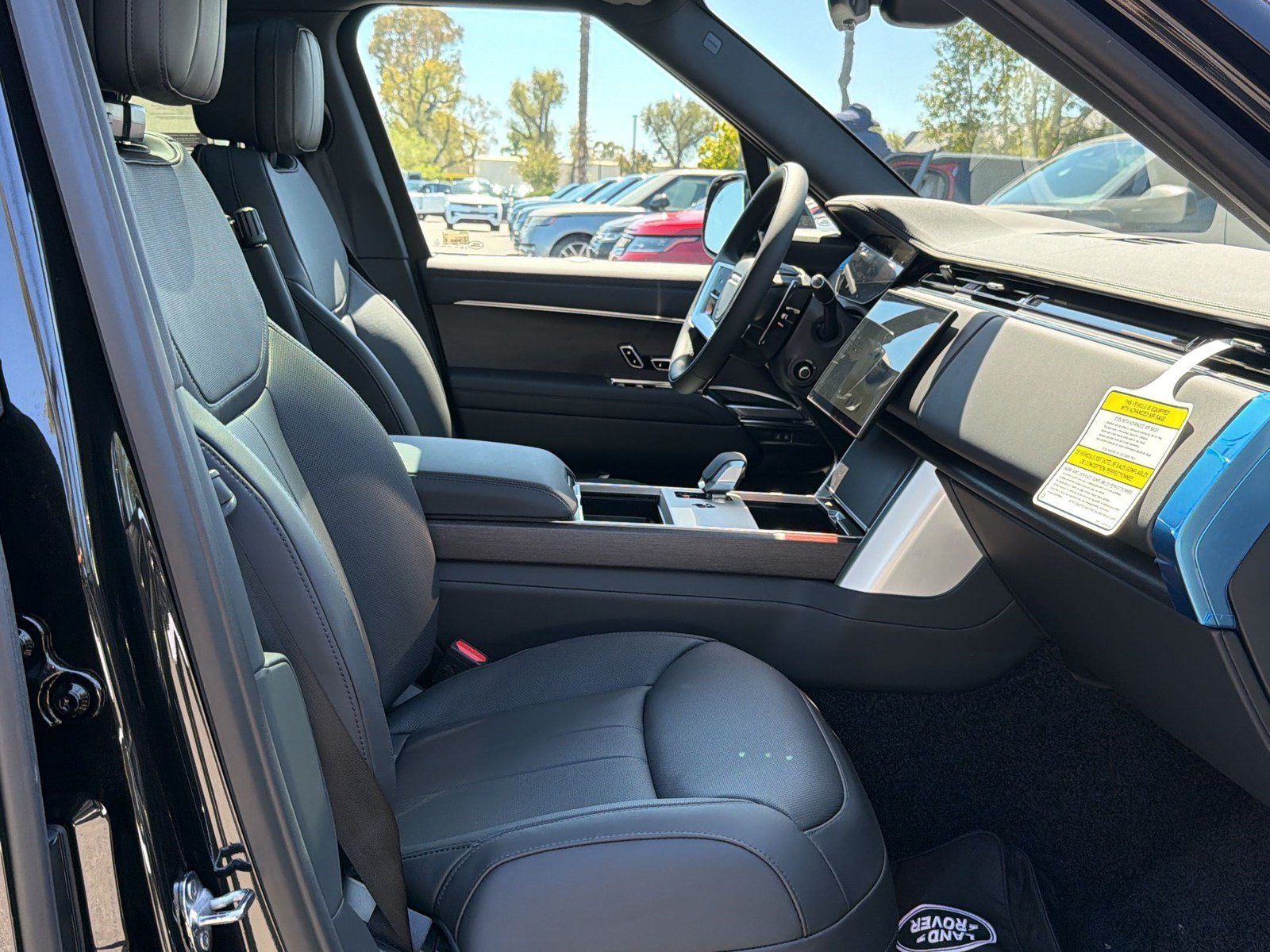 New 2026 Land Rover Range Rover SE AWD/4WD image 25