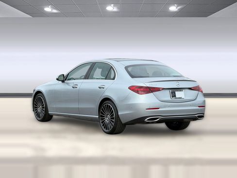 Used 2026 Mercedes-Benz C 300 Sedan image 3
