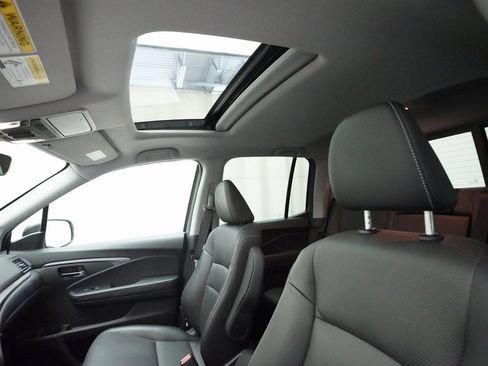 Certified 2023 Honda Ridgeline RTL image 32