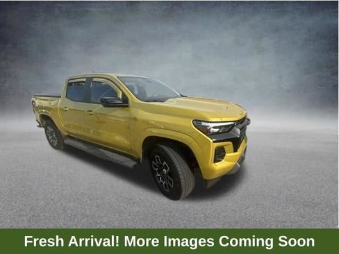 Used 2023 Chevrolet Colorado Z71 AWD/4WD image 1