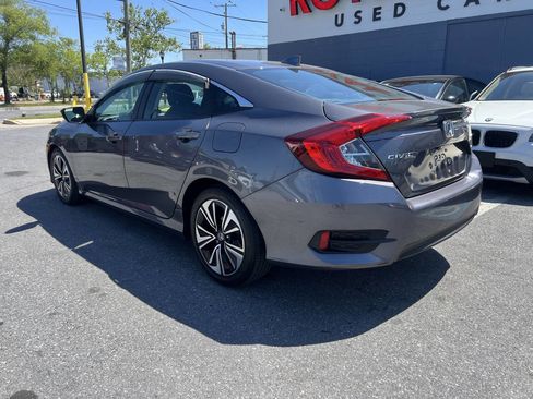 Used 2017 Honda Civic EX-T image 7