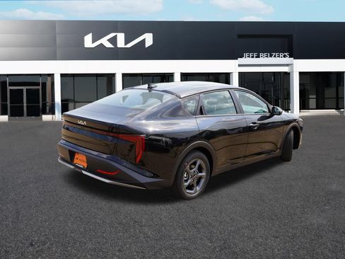 New 2026 Kia K4 FWD image 3