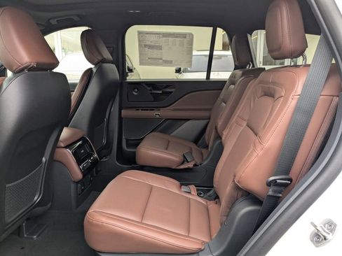 New 2026 Lincoln Aviator Reserve w/ Jet Appearance Package image 15
