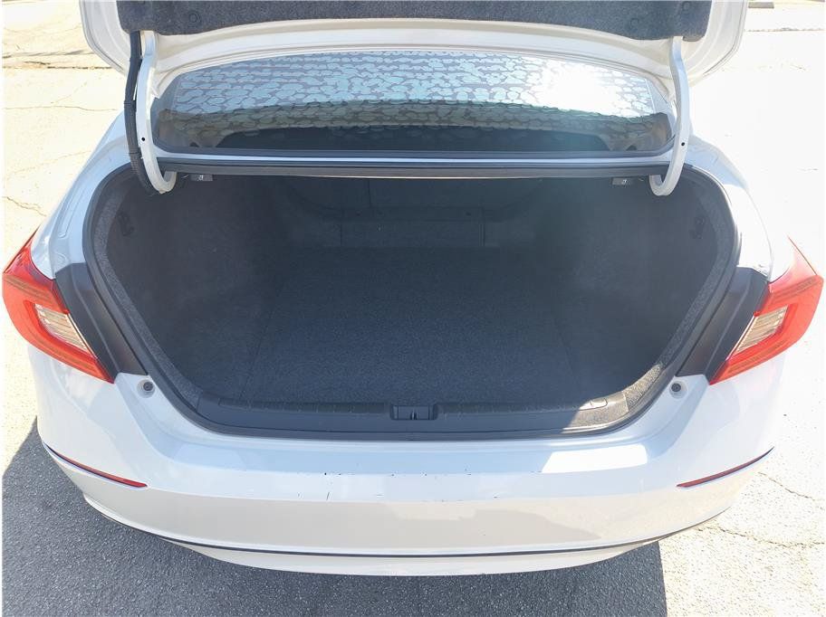 Used 2020 Honda Accord EX image 12