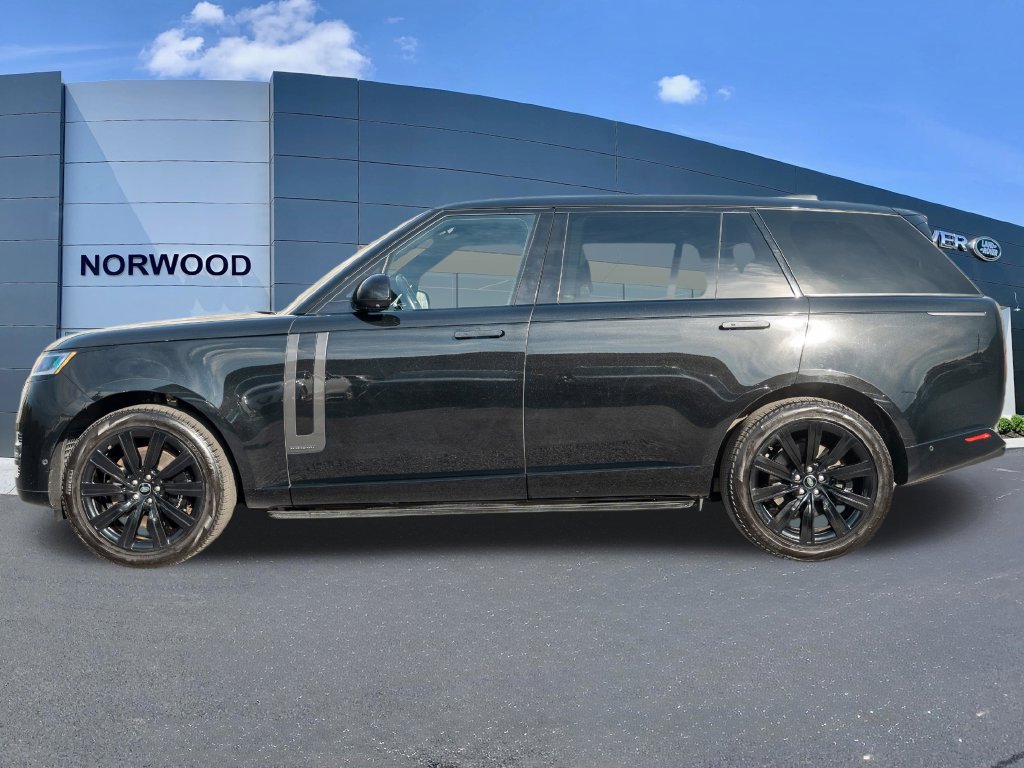 Used 2023 Land Rover Range Rover Long Wheelbase Autobiography AWD/4WD image 7