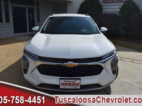 New 2026 Chevrolet Trax LT w/ LT Convenience Package image 4