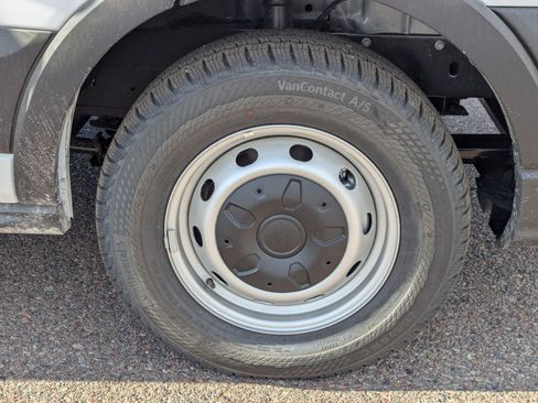 New 2025 Ford Transit 250 Base image 32