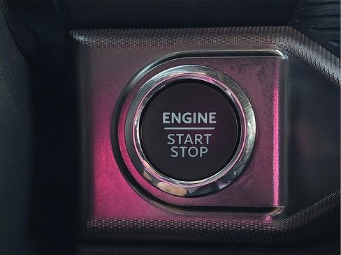 Used 2024 Ford F150 Platinum w/ Equipment Group 702A High image 16