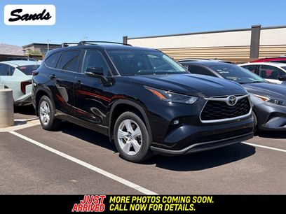 Used 2024 Toyota Highlander LE