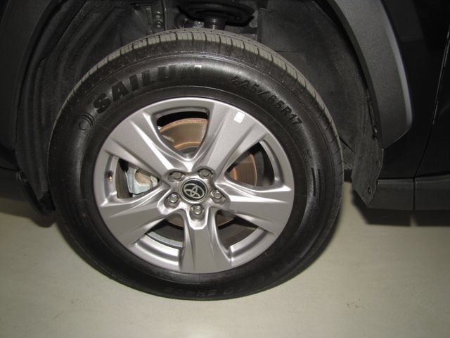 Used 2025 Toyota RAV4 XLE w/ Weather Package AWD/4WD image 26