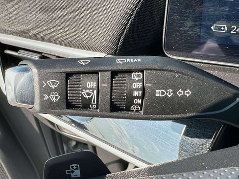 Used 2024 Honda Prologue EX image 22