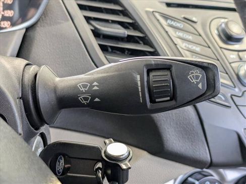 Used 2015 Ford Fiesta SE FWD image 10