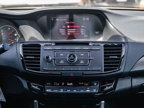 Used 2017 Honda Accord Sport Special Edition image 13