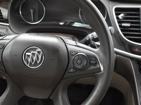 Used 2017 Buick LaCrosse Essence image 18