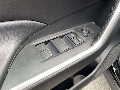 Used 2024 Toyota RAV4 XLE image 18