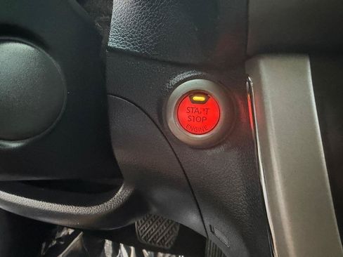 Used 2015 Nissan Sentra SV FWD image 30