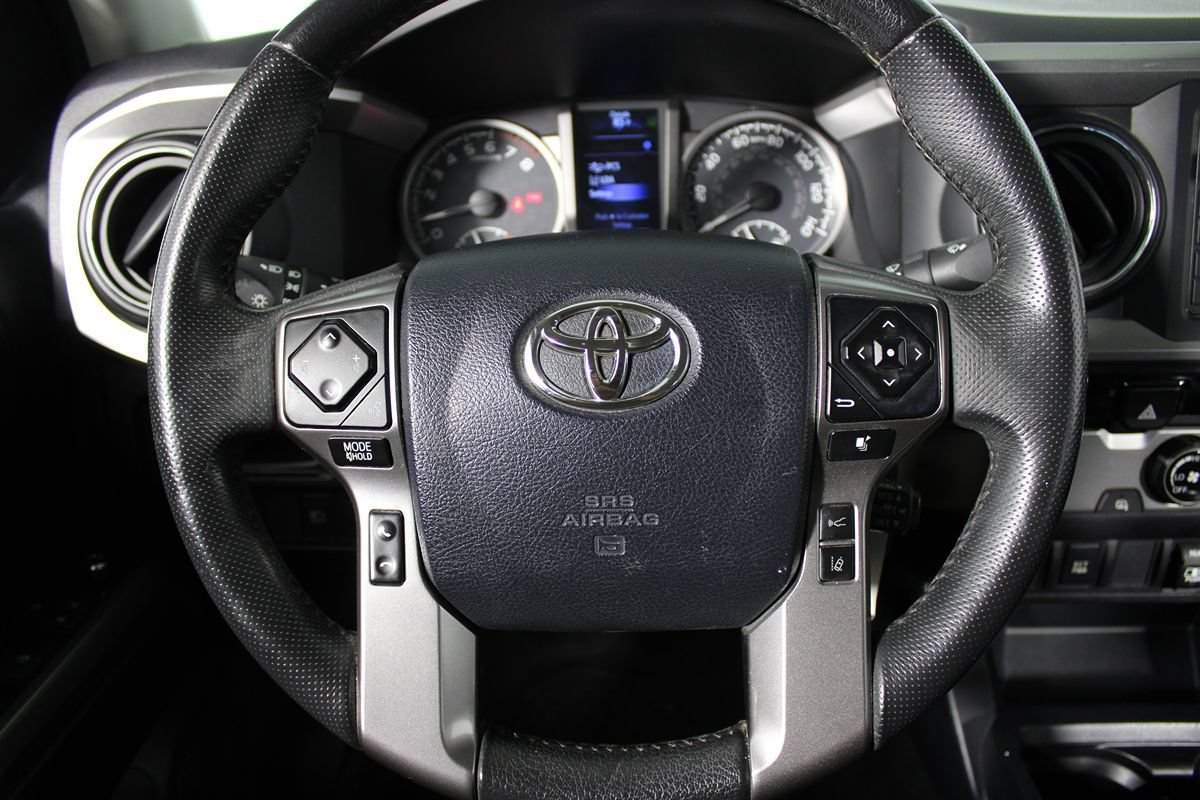 Used 2018 Toyota Tacoma SR5 RWD image 5
