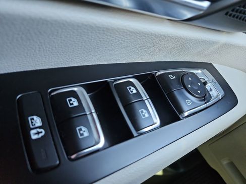 Used 2022 Kia Telluride EX w/ Towing Package image 22