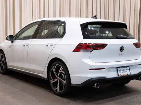 New 2026 Volkswagen GTI SE FWD image 5