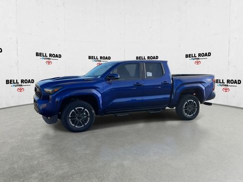 Certified 2025 Toyota Tacoma TRD Sport w/ TRD Sport Upgrade Package image 4