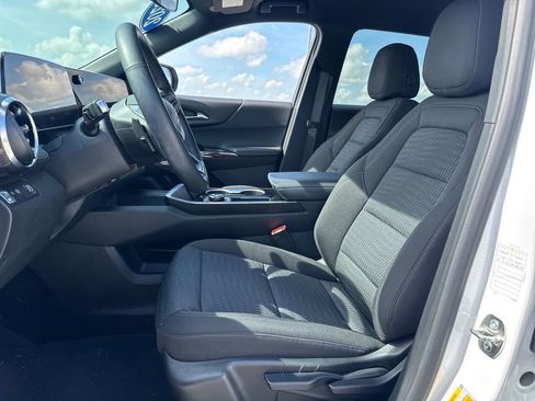 Used 2026 Chevrolet Equinox LT FWD image 14
